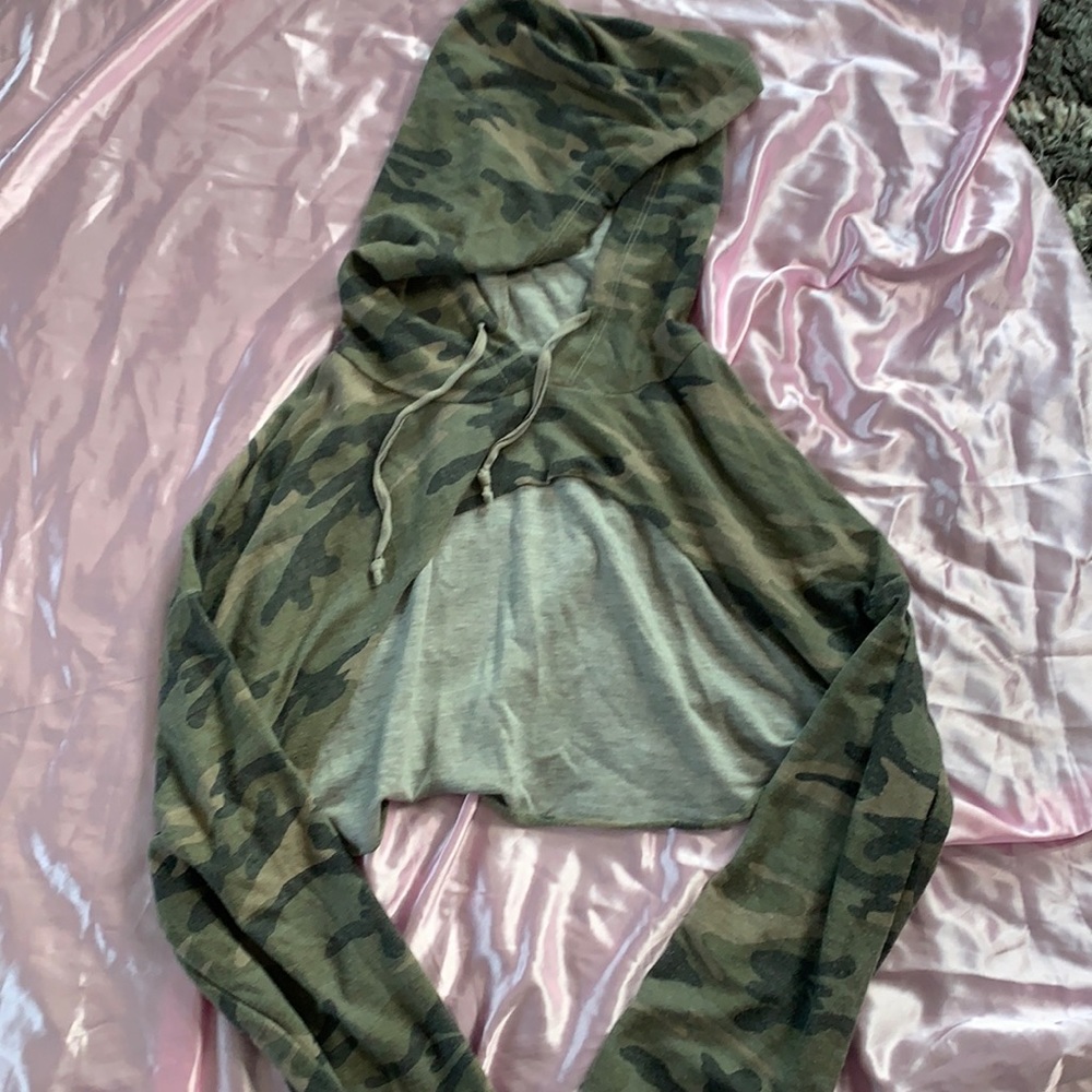 Camo Crop Hoodie